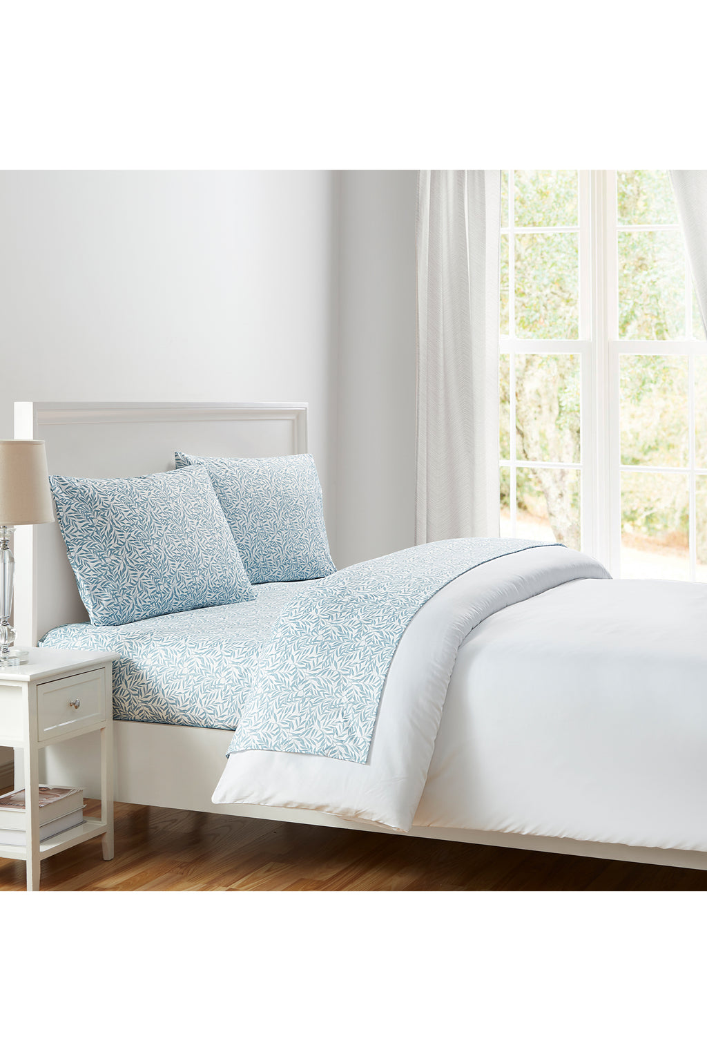 Tahari Leaf Printed 4 Piece Sheet Set King Elie Tahari