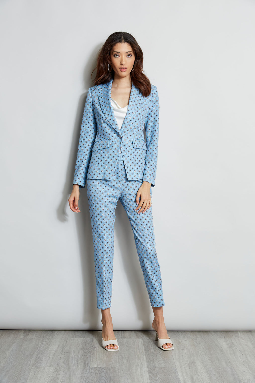 Tahari olenna structured discount blazer