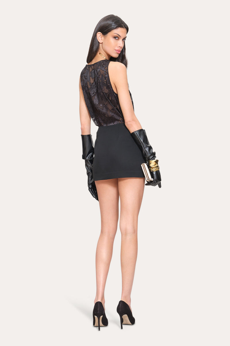 Shadow Scoop Tank