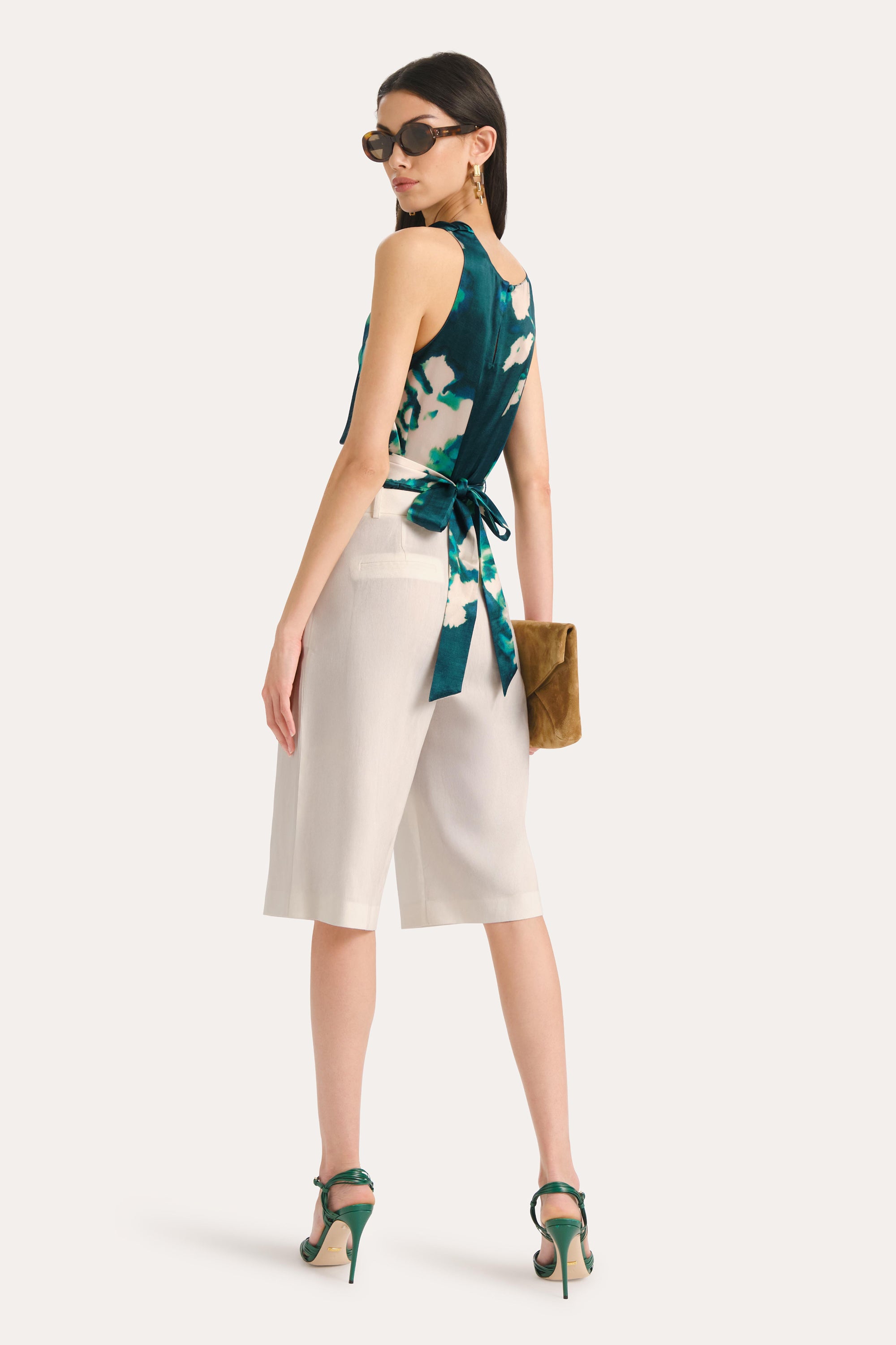 Tina Linen Bermuda Shorts
