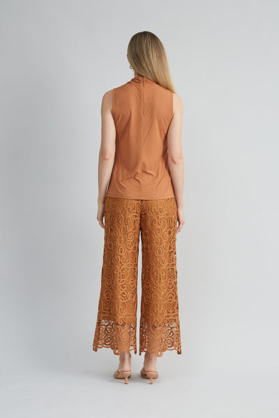 Sleeveless Twist Neck Knit Image 4