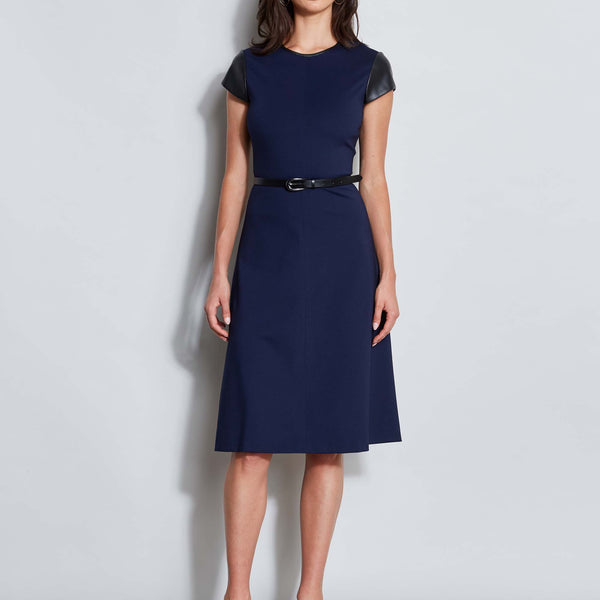 E806D604_GALAXYNAVY_1Hero_1127