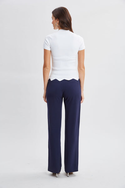 Short Sleeve Scallop Sweater Image 4