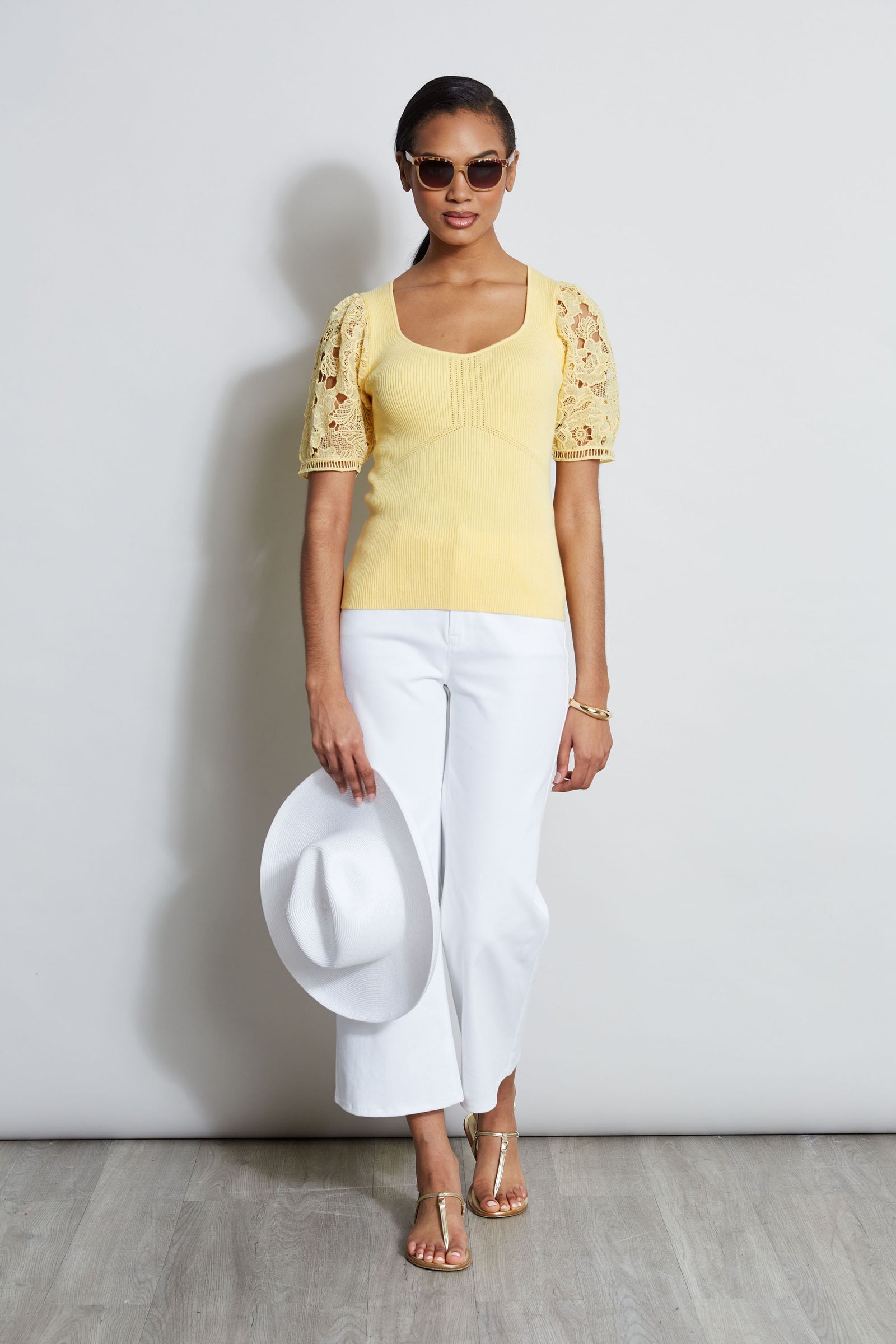 ETR41326_CANDLEYELLOW_3back_24
