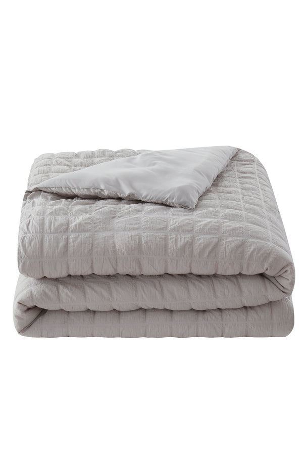 Tahari Quilted Textured 3-Piece Comforter Set, Full/Queen