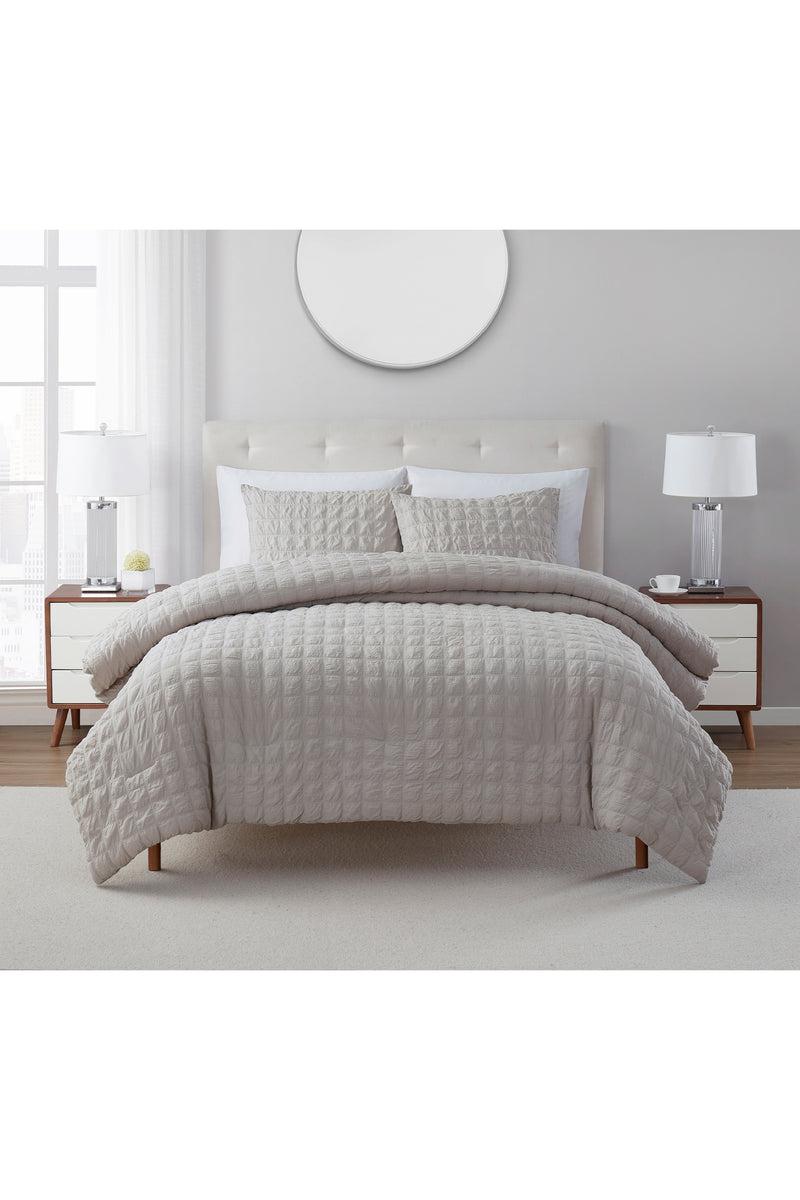 Tahari faux fur and sherpa reversible comforter clearance