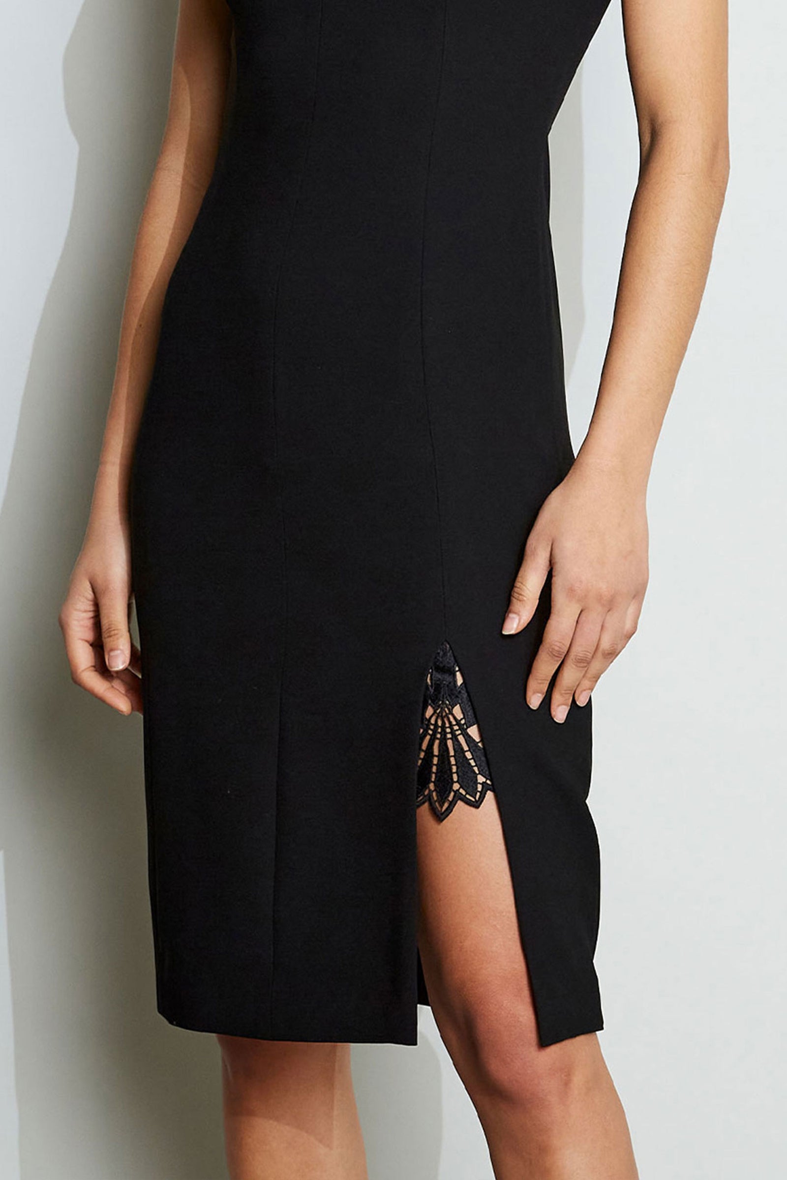 Lace Slit Dress – Elie Tahari