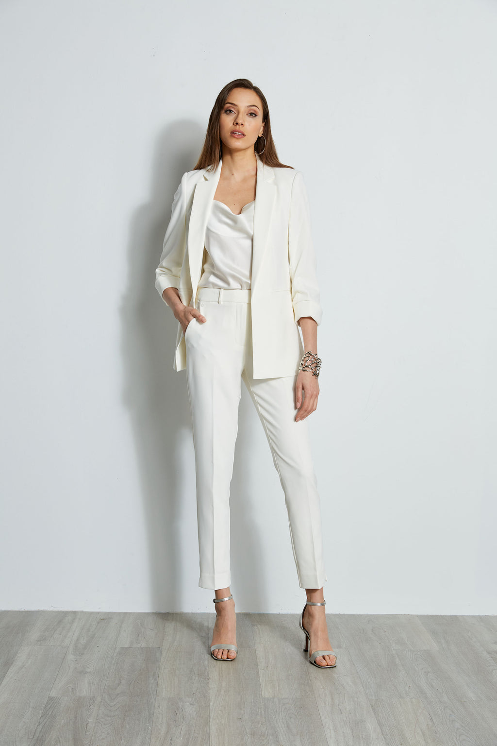White ruched shop sleeve blazer